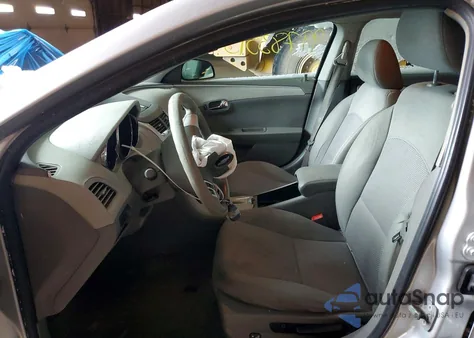 2010 Chevrolet Malibu Ls from USA, damaged, VIN 1G1ZB5EB8AF221149